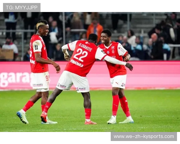 兰斯客场失利，三连败将风险加大，兰斯 f1